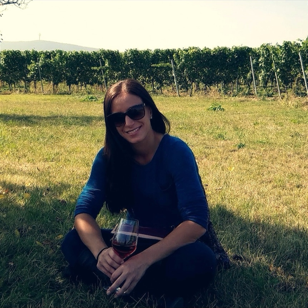 Meet your Posher, Maria