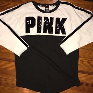 Long sleeve baggy shirt