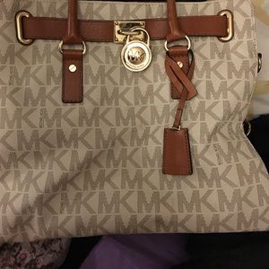 Michael Kors purse