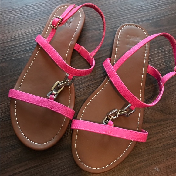 NY&C pink sandals