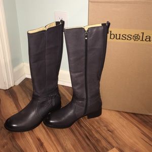 NWT Bussola boots