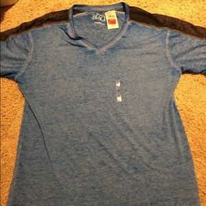 NWT Buckle brand men's v neck t