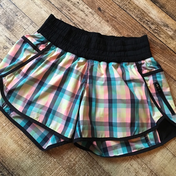 Size 10 Lululemon Tracker Shorts