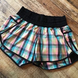 Size 10 Lululemon Tracker Shorts