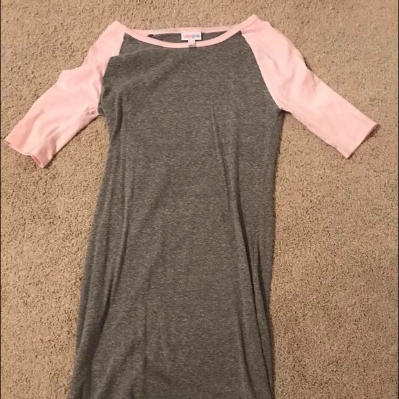 LuLaRoe Dresses & Skirts - LuLaRoe Julia Dress Size XXS.