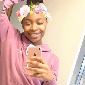 Meet your Posher, Kelissa