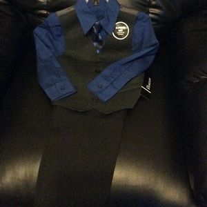 Boys 4piece suit