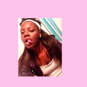 Meet your Posher, Adrianna