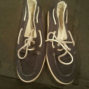 Steve Madden Navy Blue deck shoes