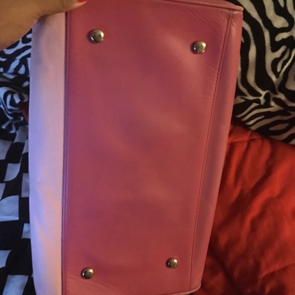 Juicy couture huge purse - Picture 4 of 4