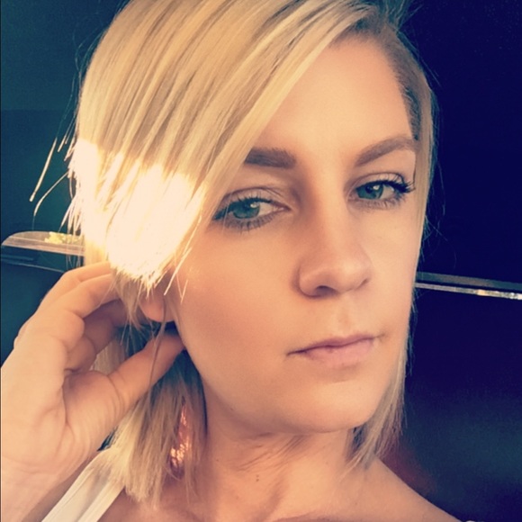 Meet your Posher, Tamara