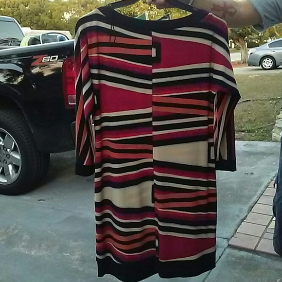 Free item with every $10 purchase 2 free with $20 - Picture 2 of 4