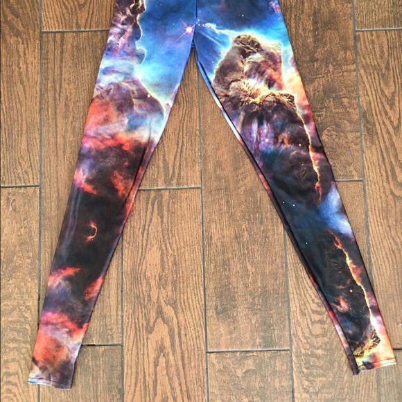 Blackmilk galaxy leggings size XS - Picture 2 of 3