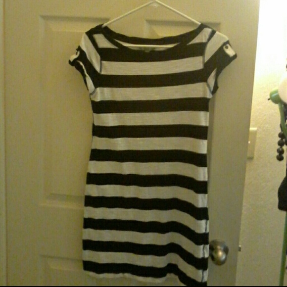 T-shirt dress
