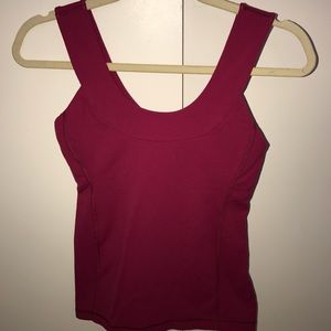 Lululemon tank