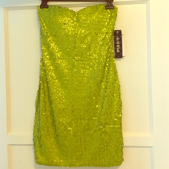 Glamorous sequin party dress New with tags!