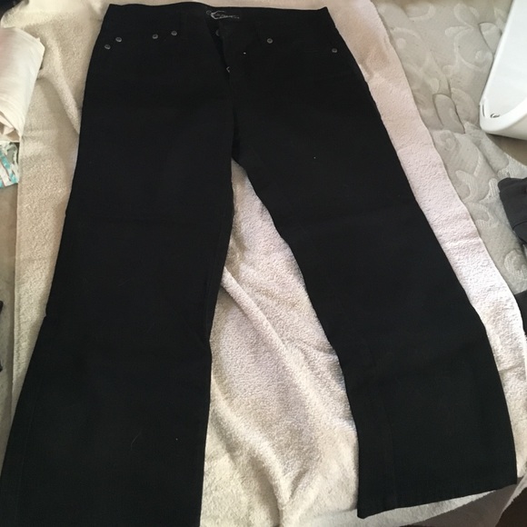 Black jean capris - Picture 2 of 3