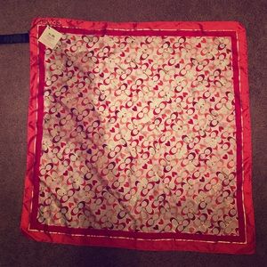 Coach SIG Heart Neck