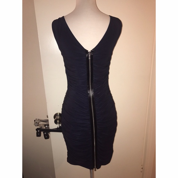 Cache dress - Picture 3 of 4