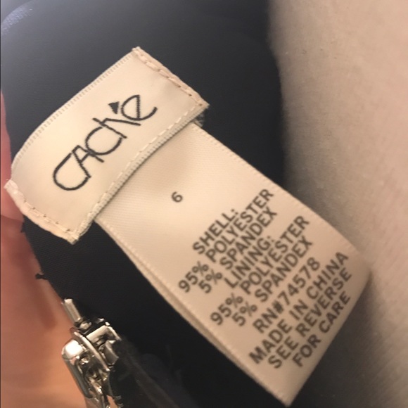 Cache dress - Picture 4 of 4