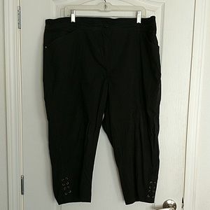 Capris with lace up detail at hem