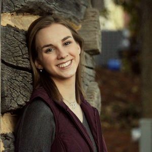 Meet your Posher, Emily