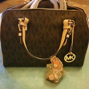 Authentic Large Michael Kors Grayson