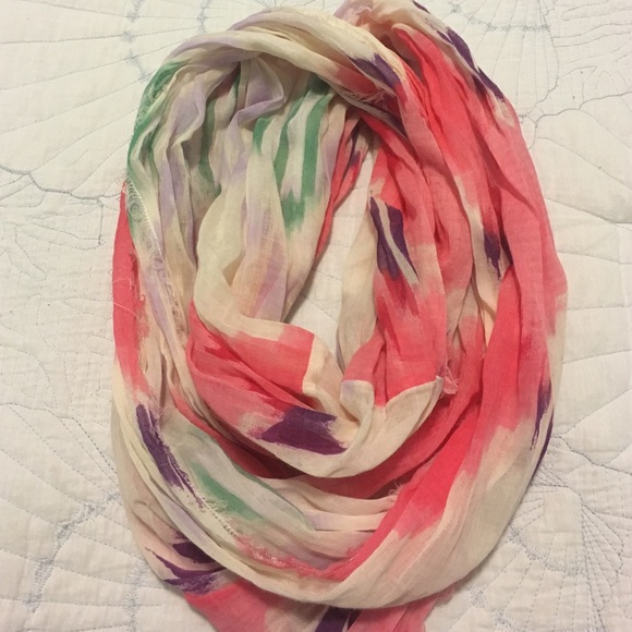 Women's infinity scarf