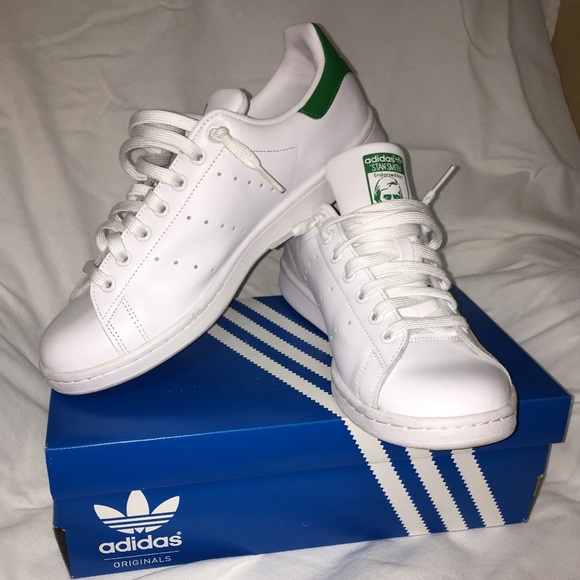 men's Adida Stan Smiths