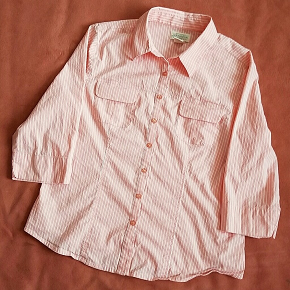 ST. JOHN'S BAY TOP - Picture 2 of 4