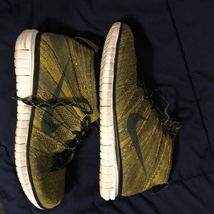 Nike Flyknit Chukka running/training shoe