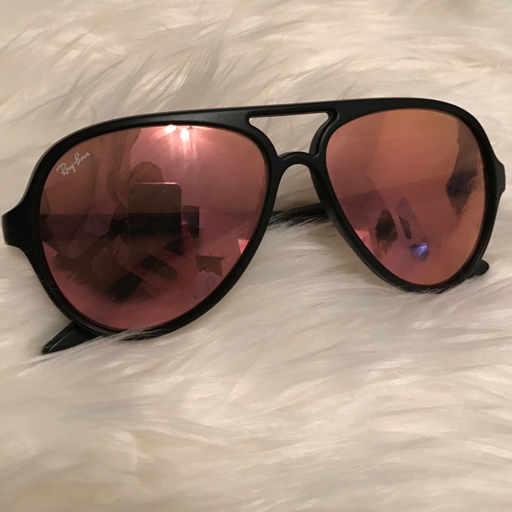 RAY BANS CATS 5000 authentic!!! Black