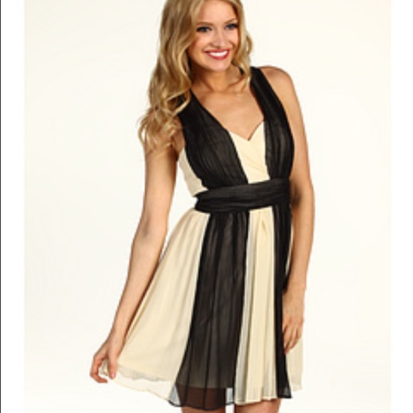 ❌sold❌Max and Cleo dress