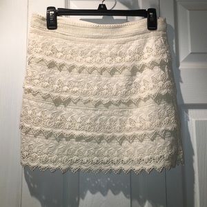 AE shell-color lace miniskirt, worn once