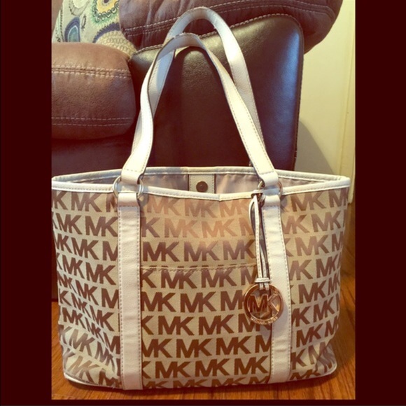 Michael Kors Tote
