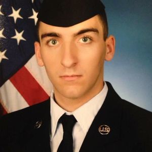 Meet your Posher, Derek