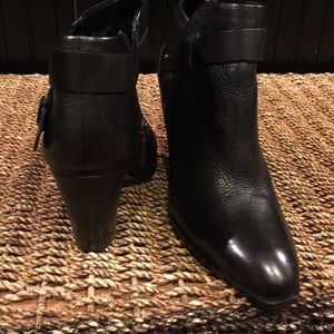 Dolce Vita Black Ankle Boots