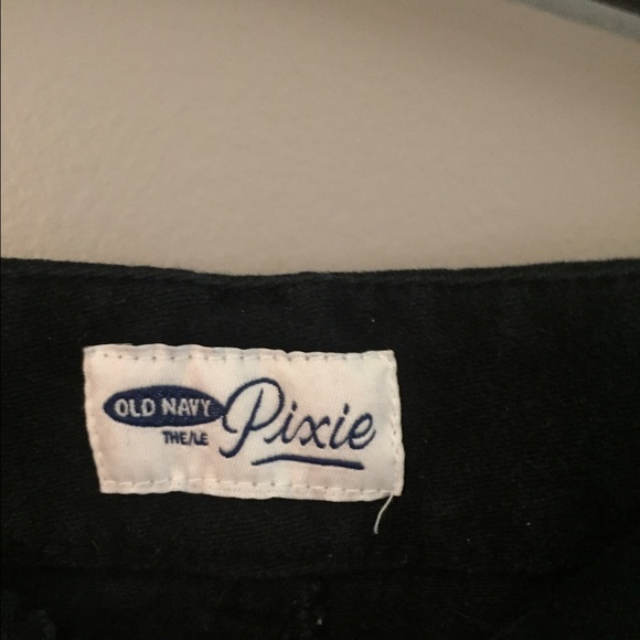 Black Pixie pants Old Navy