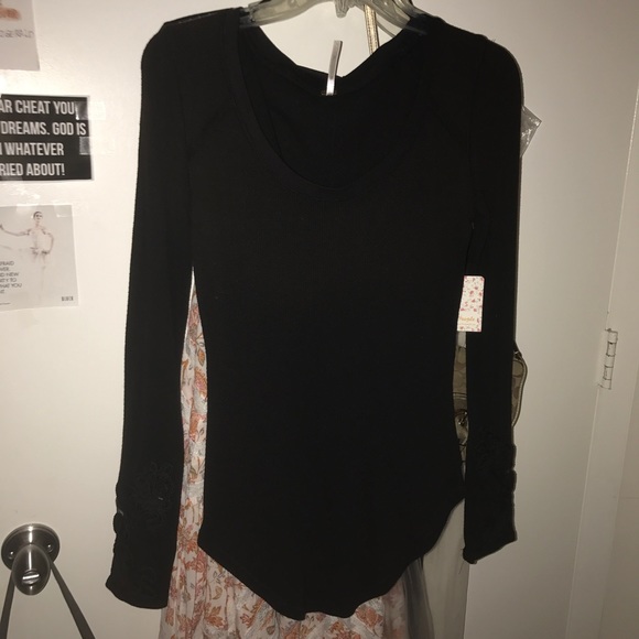 free people thermal top lace wristlets black NWT