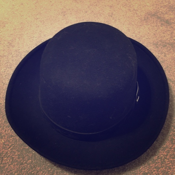 Wool Tilley cloche hat