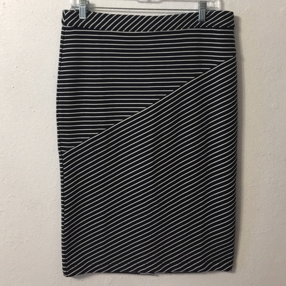 Striped Navy and White Pencil Skirt