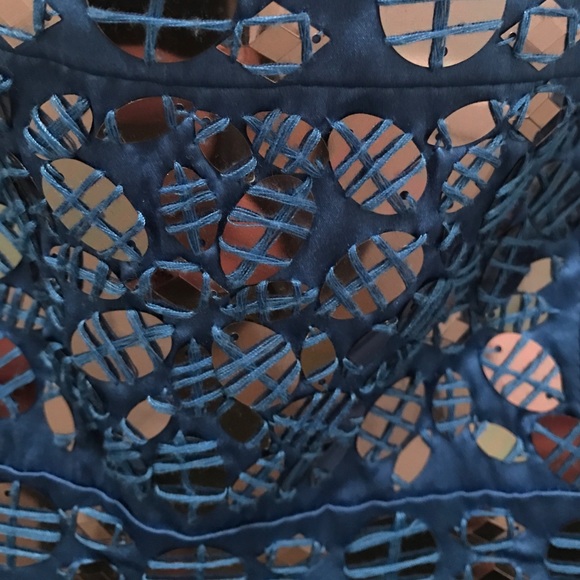 Dress - Picture 4 of 4