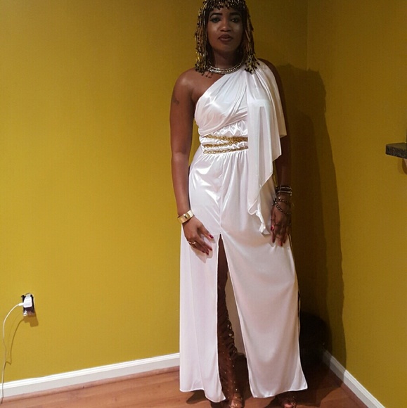 Egyptian costume