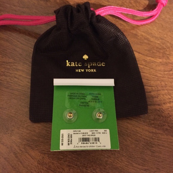 ♠️ NWT Kate Spade Spot the Spade Earrings♠️ - Picture 3 of 4
