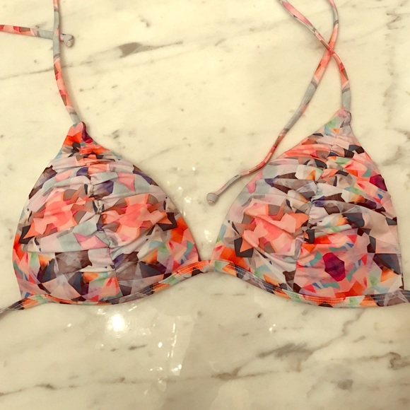 Xhilaration Padded Bikini Top Size M 👙
