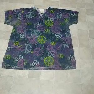 Happy Scrubs Large top