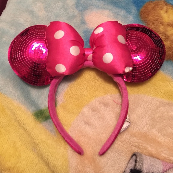 Pink Minnie ears