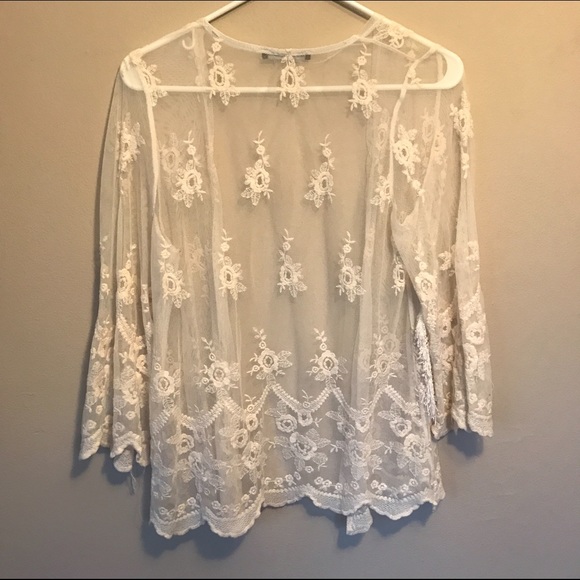 Bohemian Lace Cardigan - Picture 4 of 4