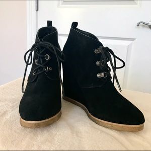 Steve Madden Wedge Lace-Up Booties NWOT