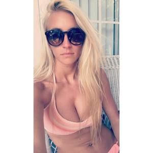 Meet your Posher, Dana